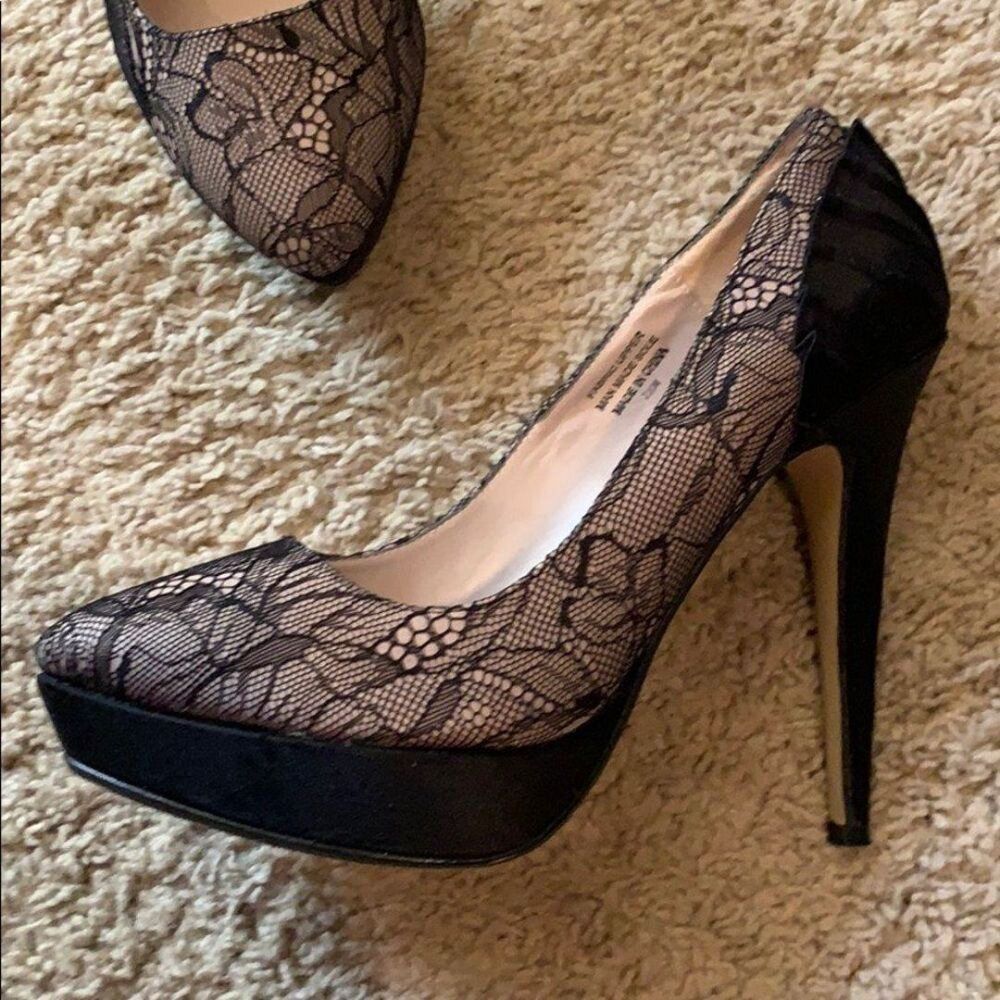 Glint Black Lace Stiletto Heels Size 7.5 AS-IS Special Occasion Pump - Picture 2 of 7